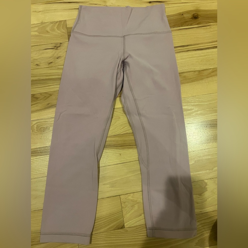 Lululemon light purplish cropped pants! Size 6. Excellent condition!